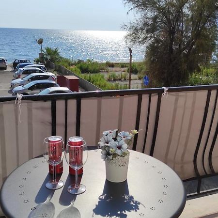 La Dimora Delle Sirene Apartment Salerno Luaran gambar